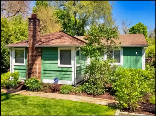 125 S Mixer St, Douglas, MI 49406