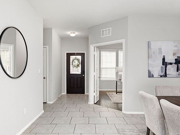 5th image of 10110 Cowboy Ln