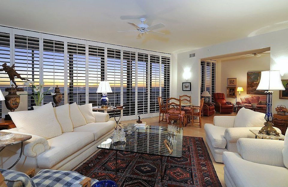 Pending: 415 L'Ambiance Dr. #801, Longboat Key, FL 34228