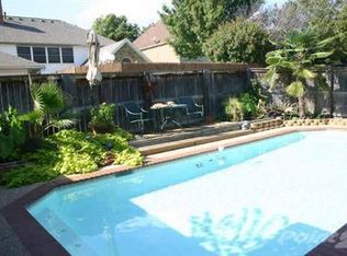 8016 Morning Ln, Fort Worth, TX 76123