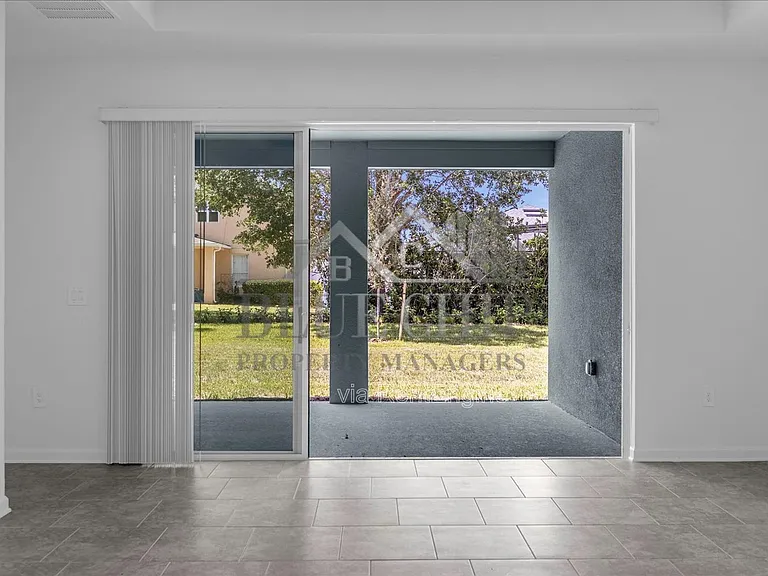 3042 Country Side Dr — Photo 36