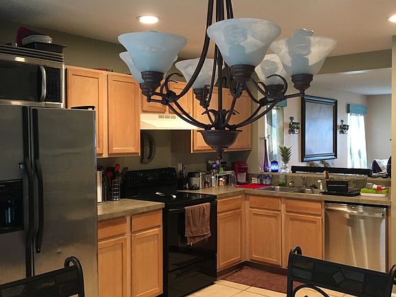 5th image of 3924 Hideaway Ln