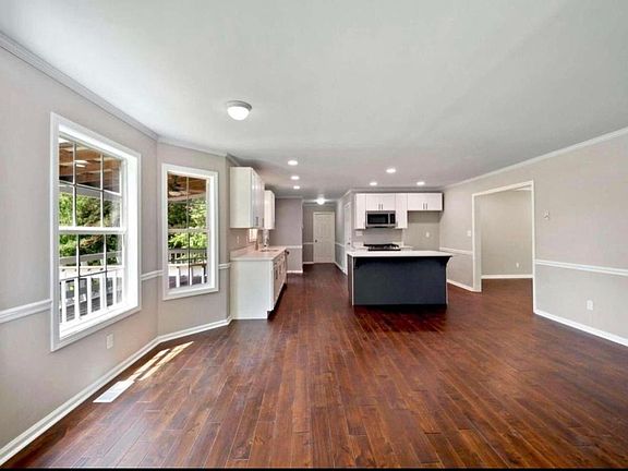 5th image of 626 Pine Knoll Ct #1