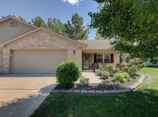 4003 Oak Trail Dr, Indianapolis, IN