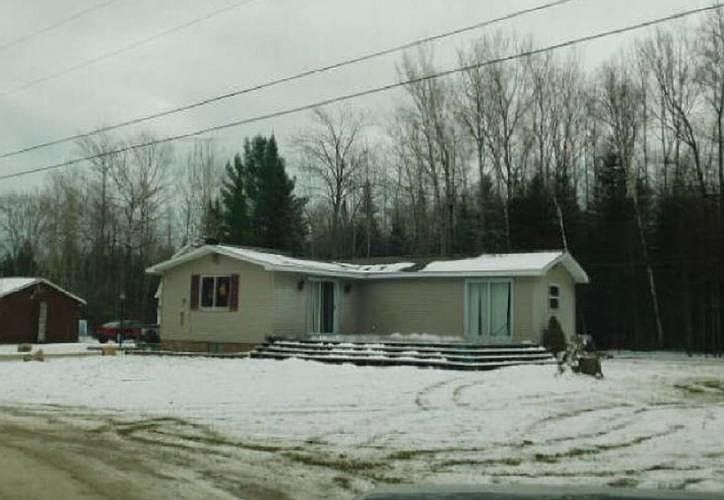 2nd image of 8261 Thiem Canal Rd