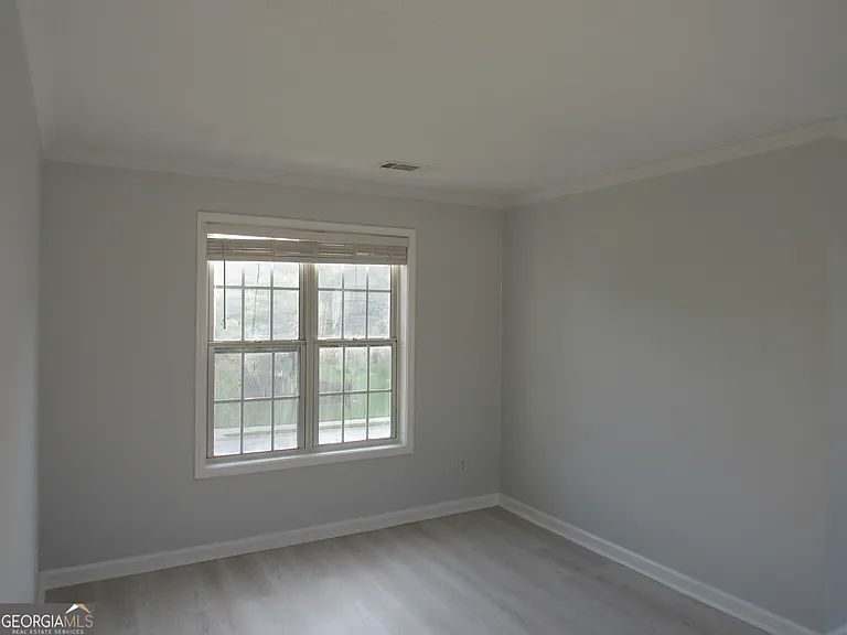 305 Sunderland Cir — Photo 19