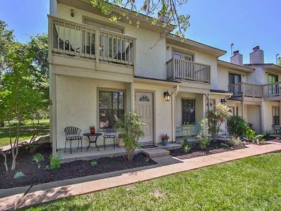 606 Rio UNIT 106, Horseshoe Bay, TX, 78657
