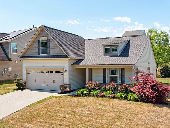 2nd image of 335 Riverdale Rd