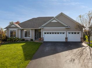 6051 Summit Ct S, Cottage Grove, MN 55016