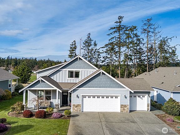 2nd image of 3114 SW Fairway Point Drive