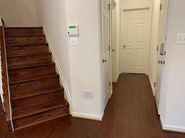 7906 Sibley Way — Photo 6