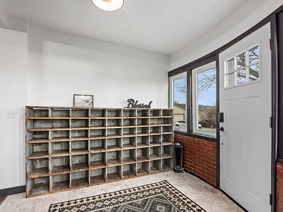 3rd image of 4640 Chillicothe Lancaster Rd SW