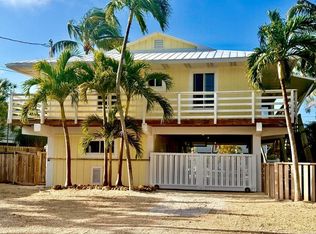 27466 Martinique Ln, Ramrod Key, FL 33042