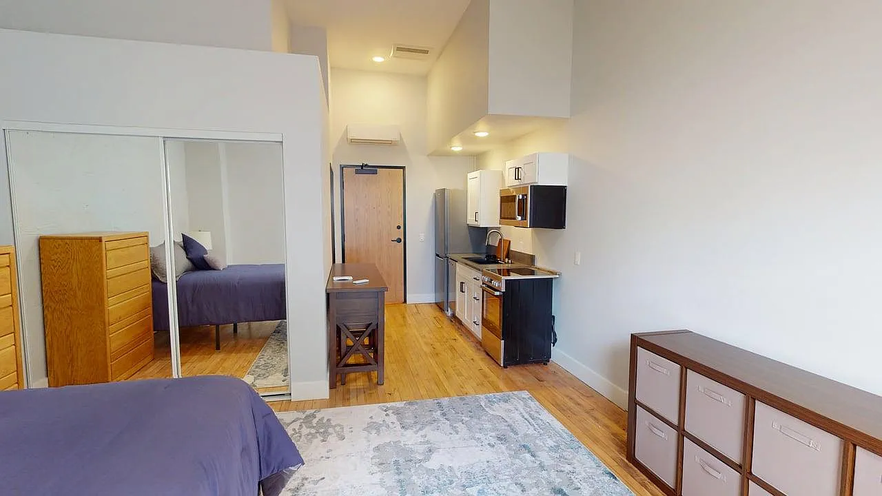 Studio, 356 sqft, $1,600 — Photo 4