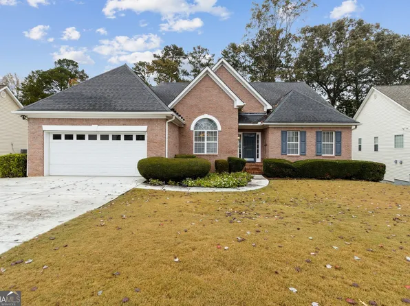 2422 Oak Bluff Dr, Dacula, GA 30019