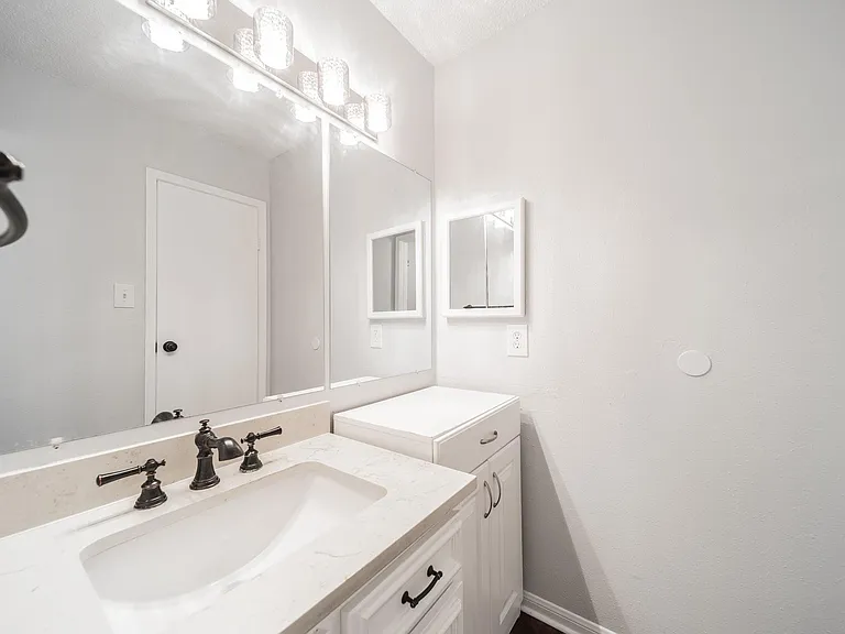 3770 Lovers Wood Ln #1010 — Photo 14