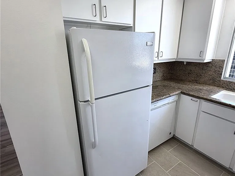 2160 Century Park E #1101 — Photo 18