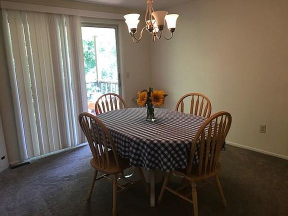 3rd image of 4457 Laurel Oak Dr