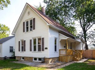 932 S 4th Ave, Kankakee, IL 60901