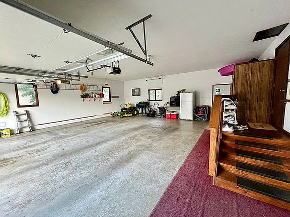4th image of 1314 Circle Dr