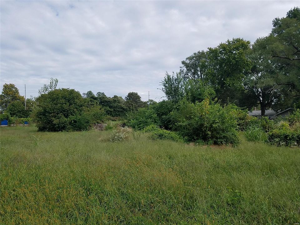 1st image of 216 Freedom Dr