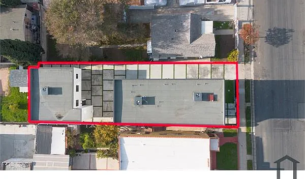 5 bed, 5200 sqft, $5,000 — Photo 4