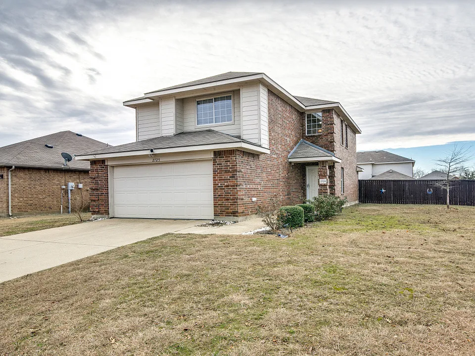 2725 Marsha Ln