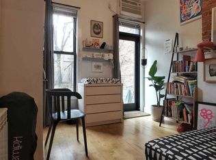 186 Java St APT 1R, Brooklyn, NY 11222