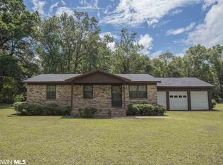 9380 Lakeview Rd, Bay Minette, AL 36507
