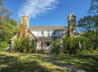 4 E Douglas Ave, Wichita, KS 67206
