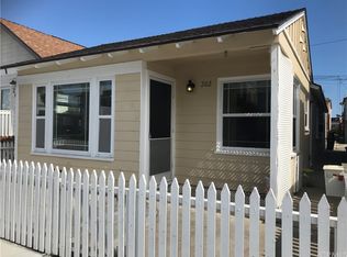 202 29th St #A, Newport Beach, CA 92663