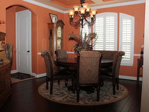 4th image of 2327 Brighton Park Ln