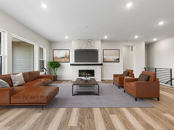 Willowbend Great Room - Virtually Staged