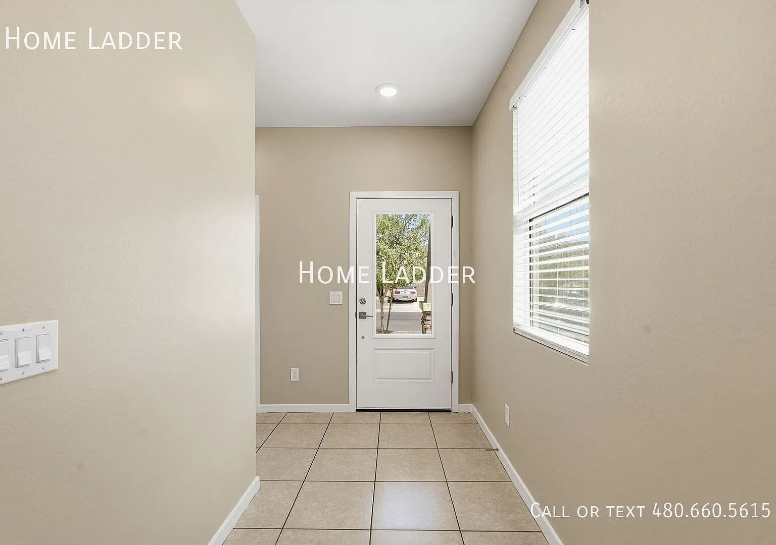 Modern and Cozy Home in Homestead at Marley Park — Photo 2