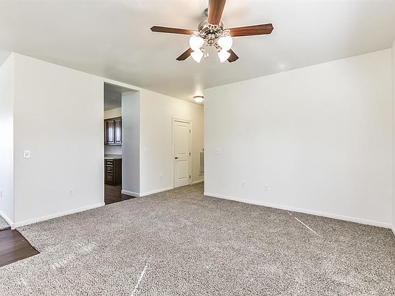 5th image of 113 Lee Dr
