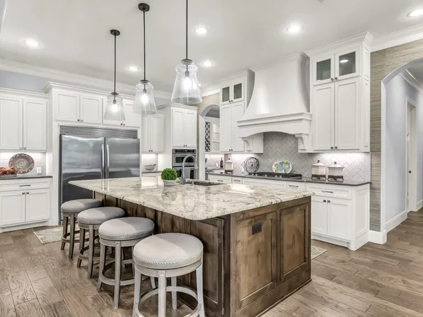 282 Sugartree Cir, Lipan, TX 76462