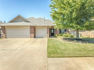 1801 Woody Ln, Edmond, OK 73003