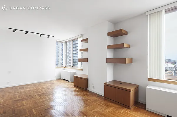 Rented by Compass | media 14