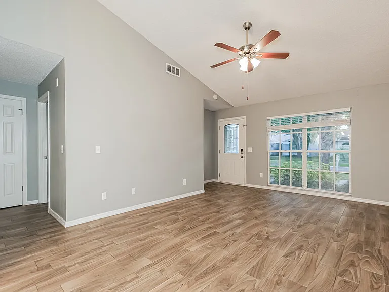 9715 Little Pond Way — Photo 3