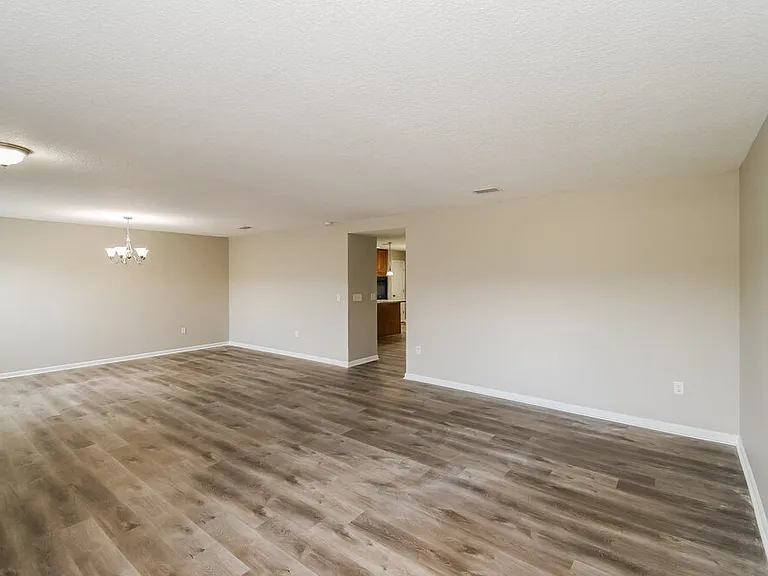 76309 Deerwood Dr — Photo 8