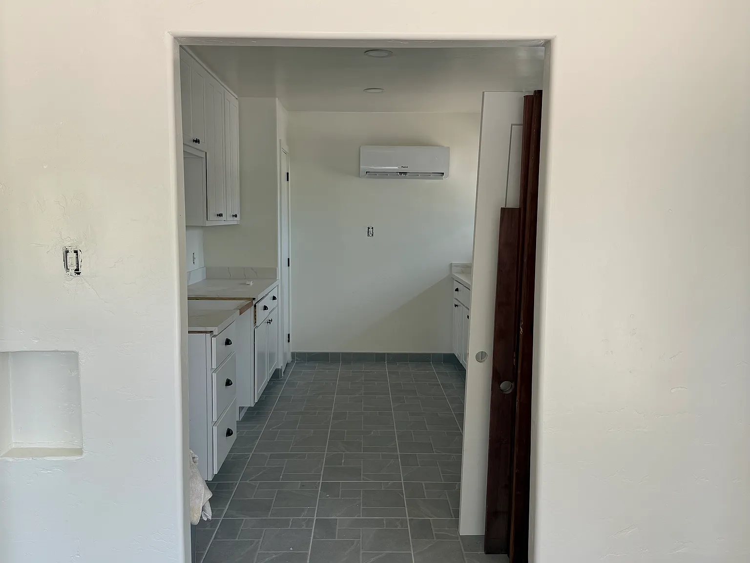 2 bed, 1800 sqft, $2,200 — Photo 4