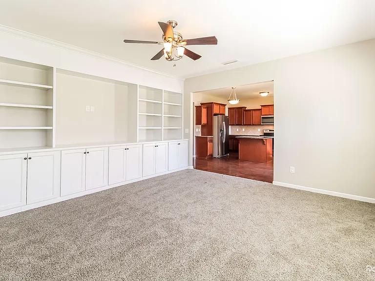 5026 Shorthorn Way — Photo 5
