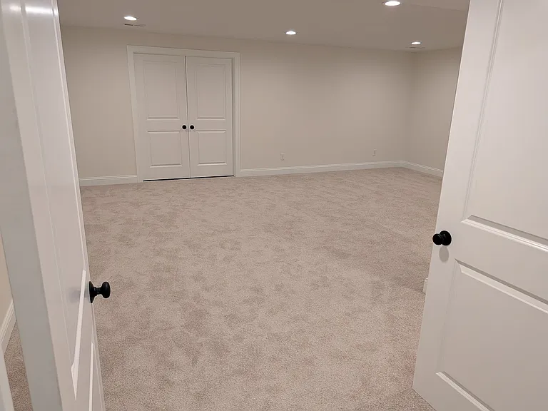 3202 Greenbriar Dr — Photo 7