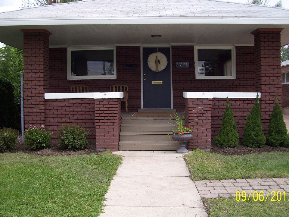 1st image of 1776 S Main St