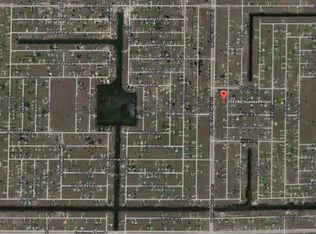 1142 NE Juanita Pl, Cape Coral, FL 33909