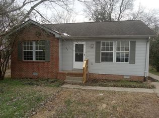 106 Bent Tree Ct, Lebanon, TN 37087