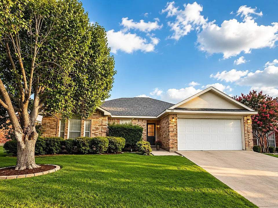 203 Kenosha Ln