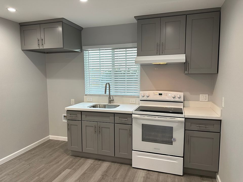 1st image of 2338 S Pinehurst Pl #B