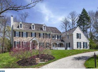 15 Kinterra Rd, Wayne, PA 19087