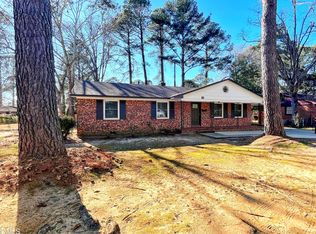 318 S McPherson Church Rd, Fayetteville, NC 28303